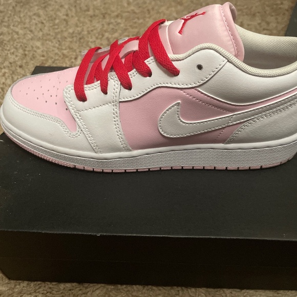 Pink red and white Jordan 1 - Picture 1 of 4